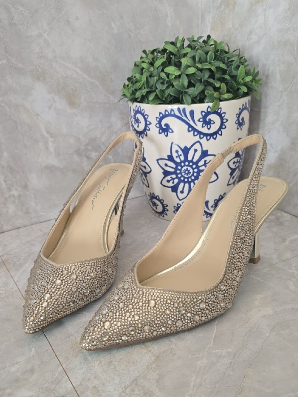 Betsey Johnson Clark Rhinestone Slingback Pumps - Light Gold - Size 7 - Picture 4 of 11